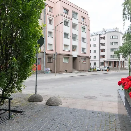 Cozy Stylish Studio Apartment With Free Parking By Centralapartments Reval Esterno foto