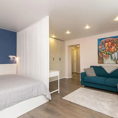 Cozy Stylish Studio Apartment With Free Parking By Centralapartments Reval Esterno foto